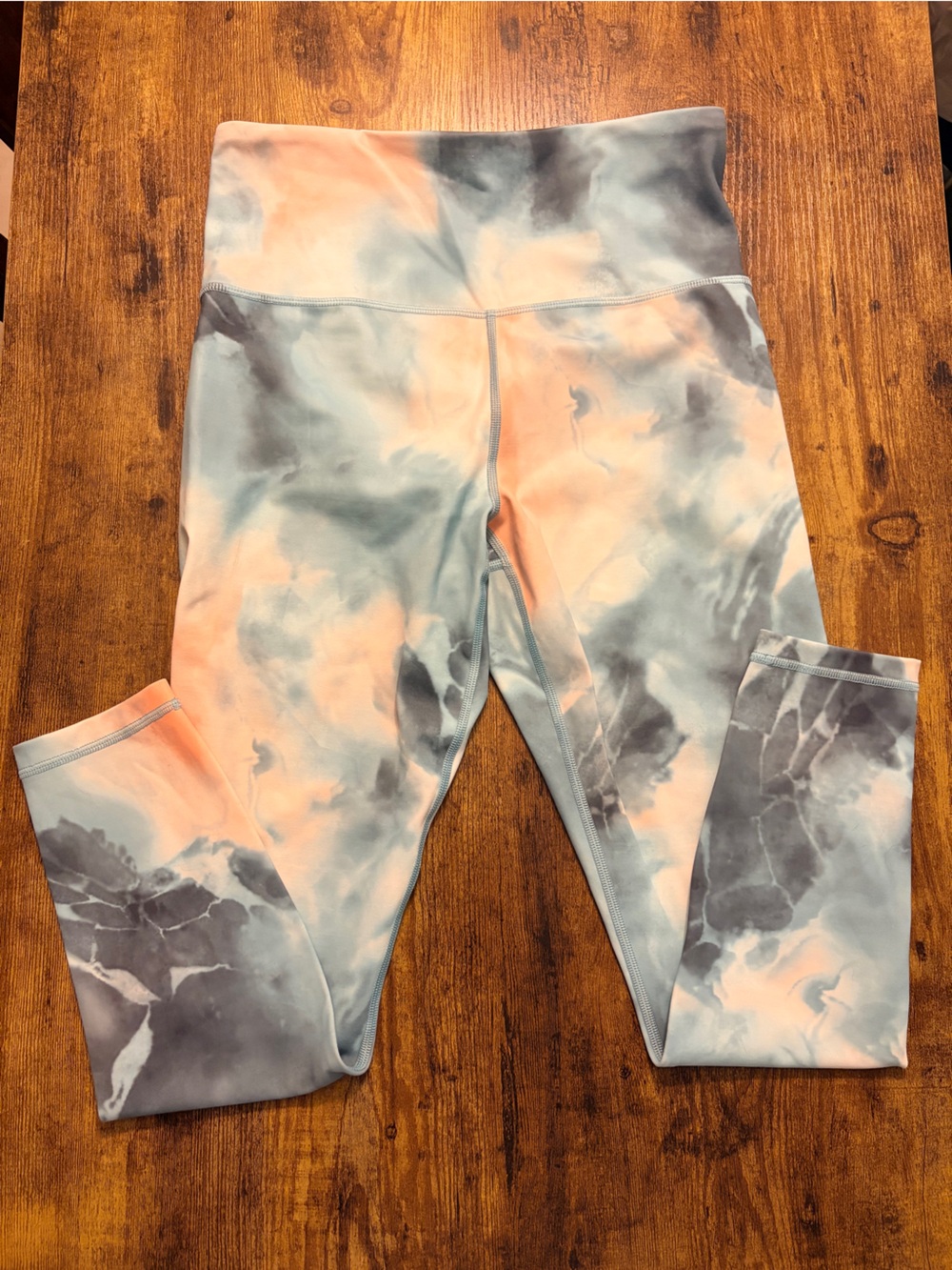 Athleta Peach and Gray Tie-Dye 7/8 Elation Leggins